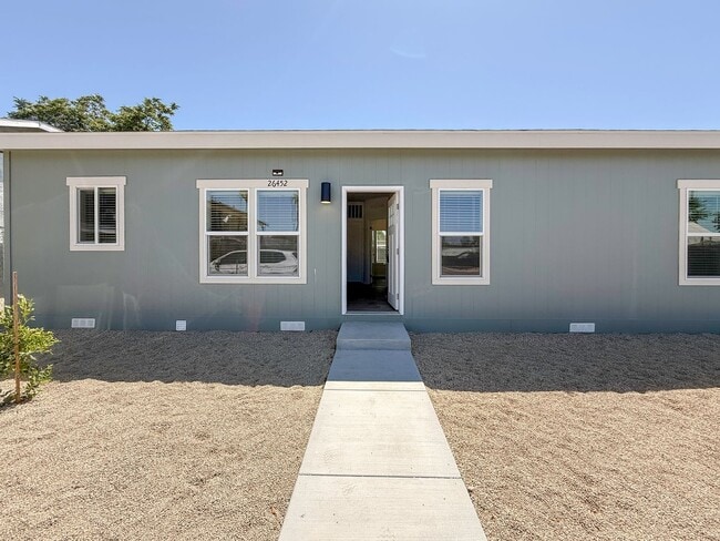 Photo - ~ AVAILABLE NOW ~ DUPLEX (LEFT)