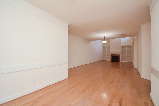 Photo - 16407 N Eldridge Pkwy