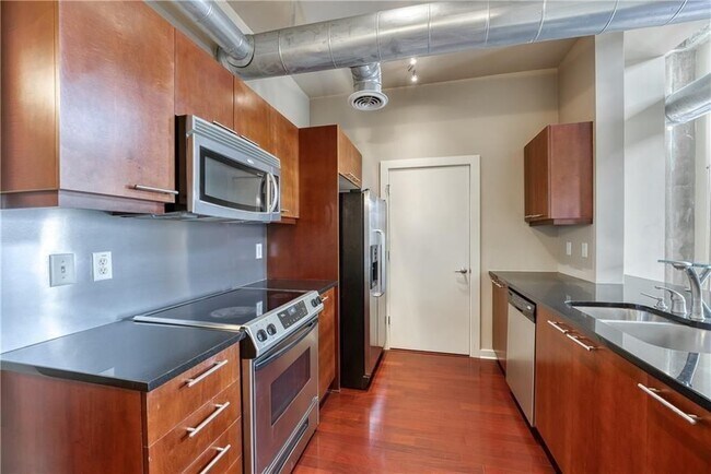 Photo - 232 19th St NW Unidad 7316