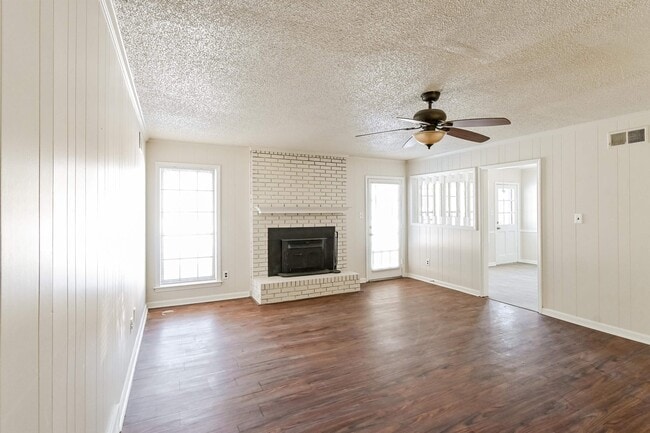 Photo - 4562 Cognac Cove