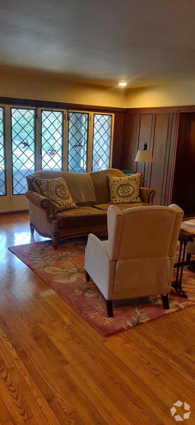Building Photo - 6941 Penn Ave Unit Parkstone Rental
