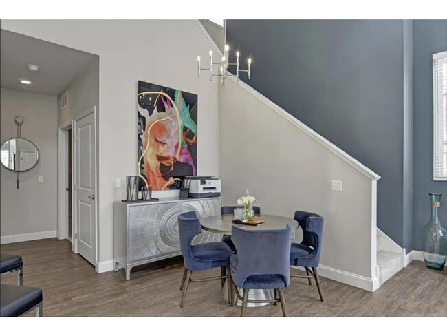 1477 W Lake St Unit N639