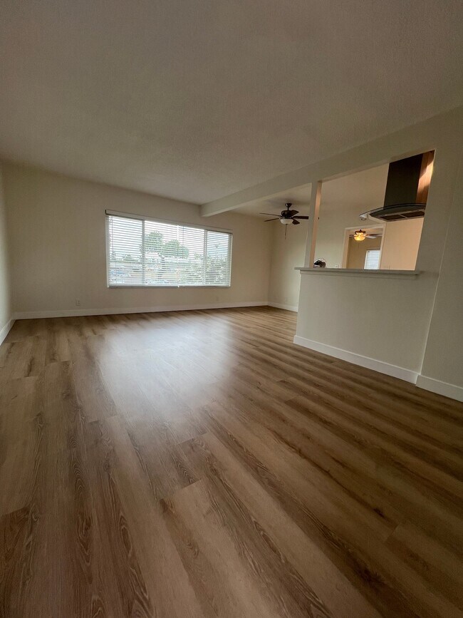 Photo - 10761 Palma Vista Ave Unit 4