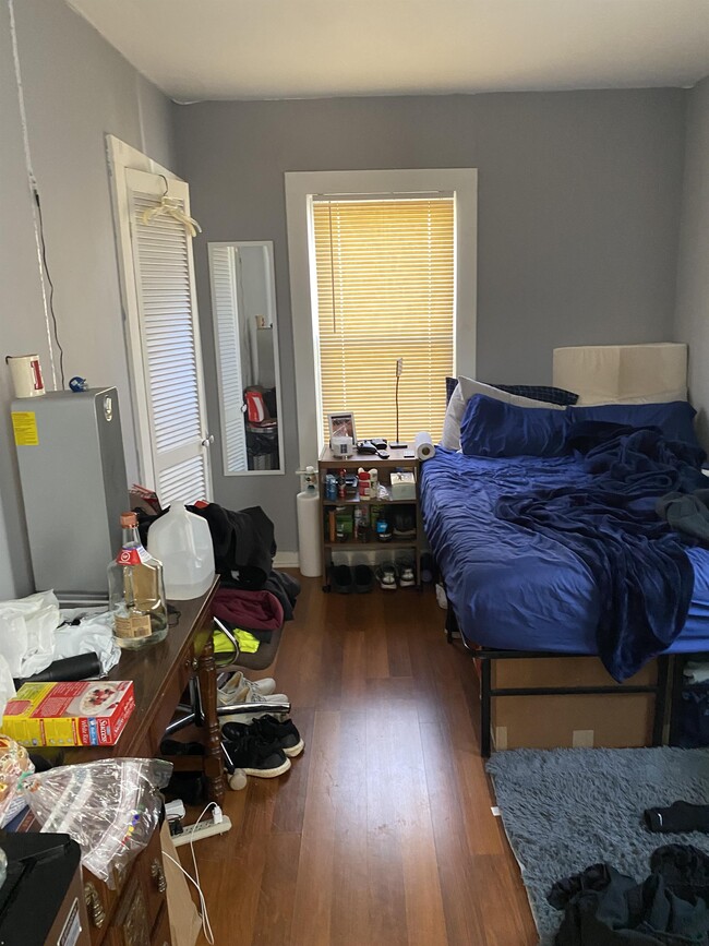 Photo - 37 Wyckoff St