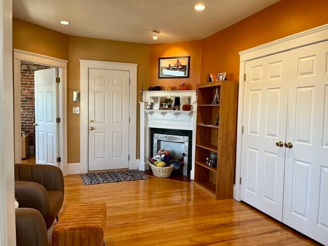 Photo - 377 Walden St Unit 3