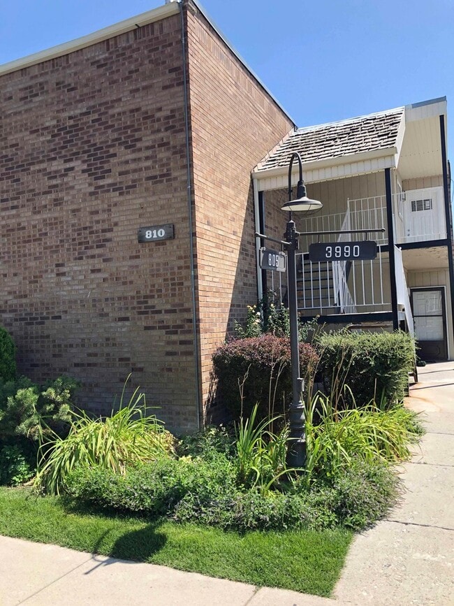 Building Photo - 810 E 3990 S Unit D