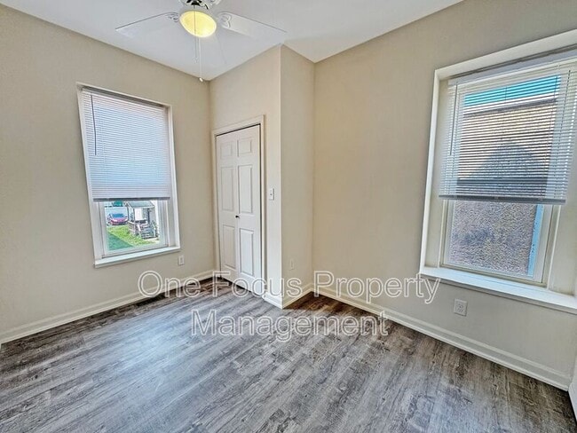 Photo - 110 N Broad St