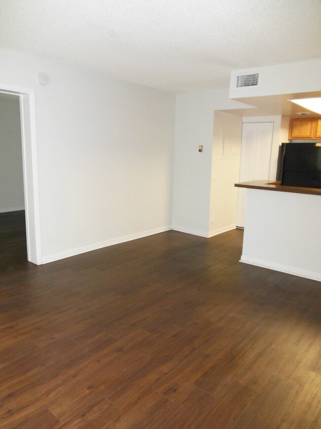 Photo - ONE BEDROOM ONE BATHROOM! WATERFRONT COMMUNITY!! Unit 24