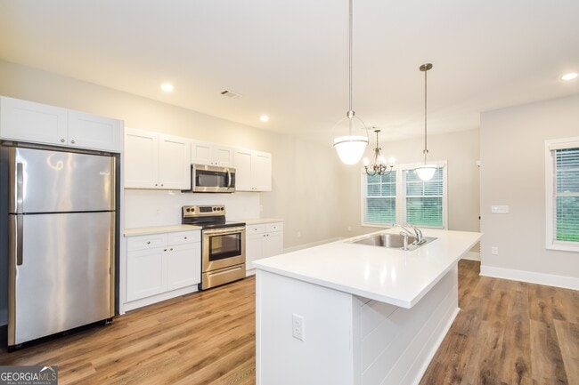 Photo - 1053 Wood Crest Cir