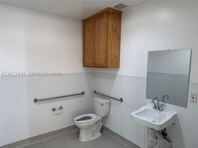 428 N Curry St