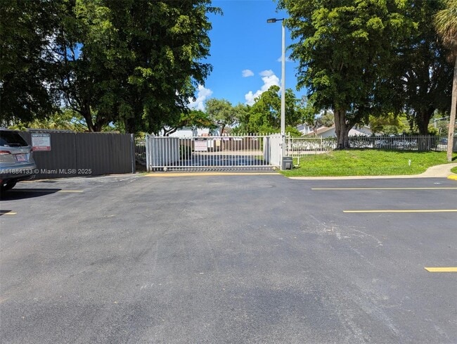 Photo - 13700 SW 62nd St Unit 204