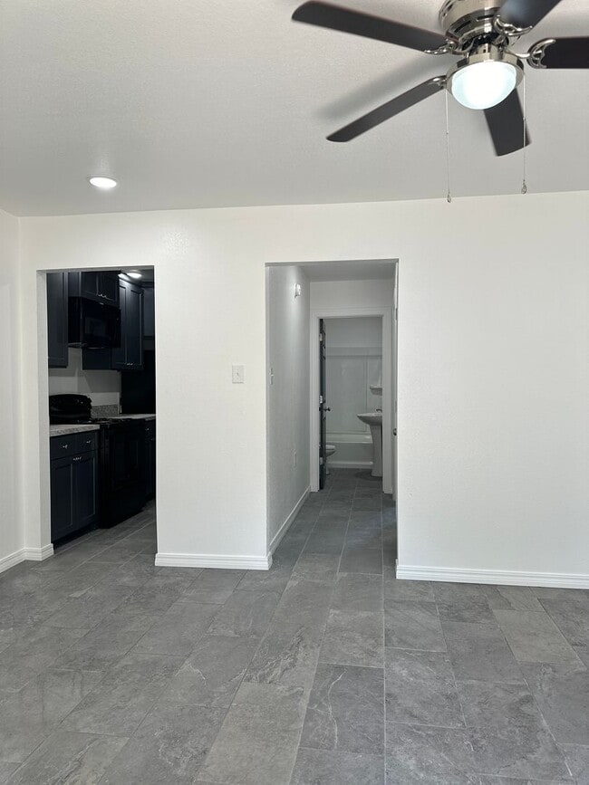 Photo - S. J Duplex Unidad 1917 S. J Duplex