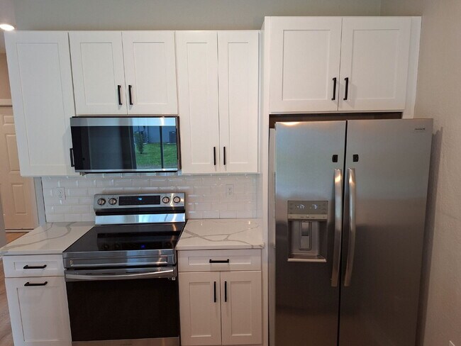 Available with ZERO DEPOSIT MOVE-IN!