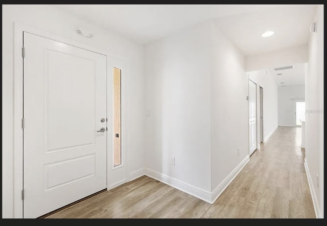 Photo - 6986 Elaine Ct