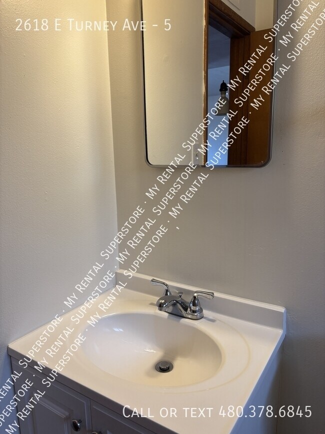 Photo - 2618 E Turney Ave Unit 5