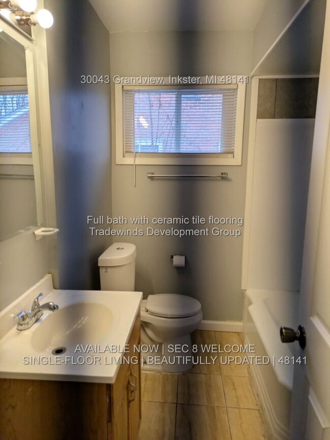 Photo - 30043 Grandview St Unit 1