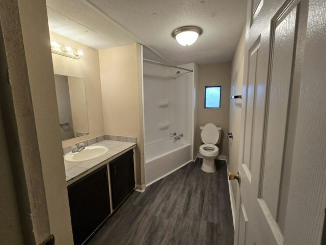 Photo - 11211 East Bay Rd