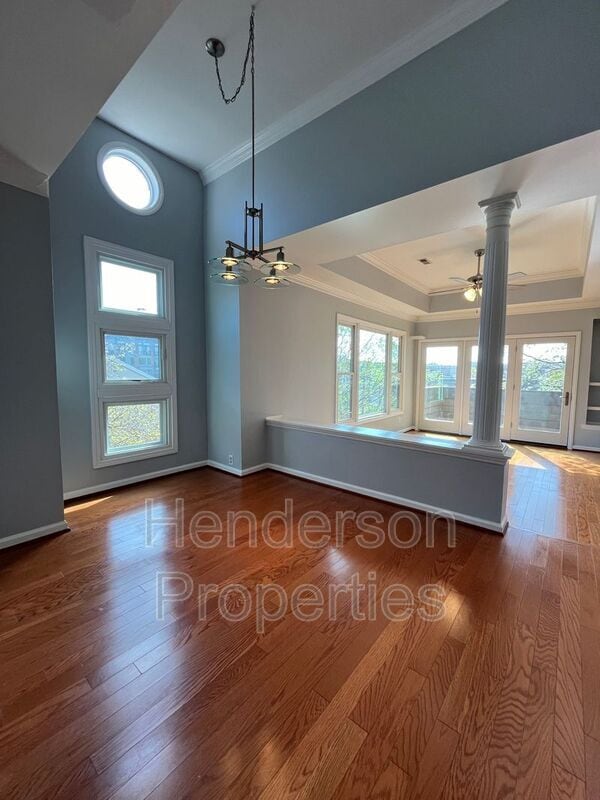 Photo - 1109 E Morehead St Unit 15