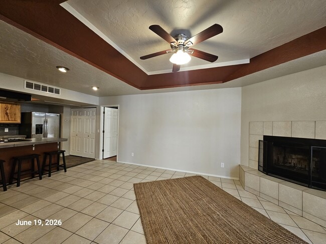 Photo - 1200 E River Rd
