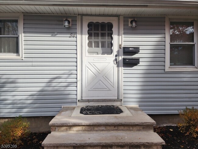 Photo - 84 Reservoir Ave