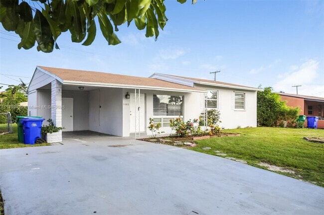 Photo - 1408 SW 47th Ave House