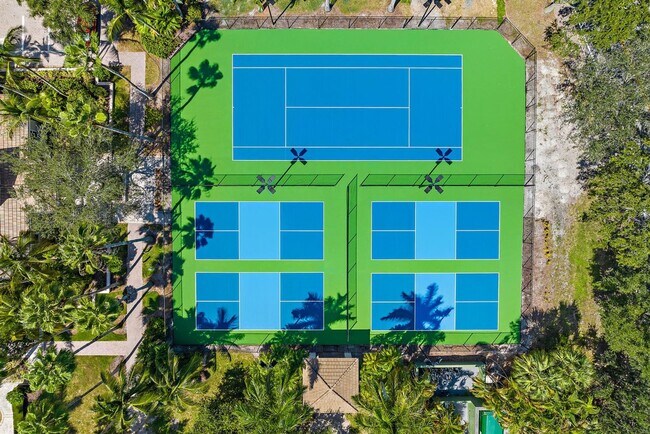 Photo - 2806 Veronia Dr