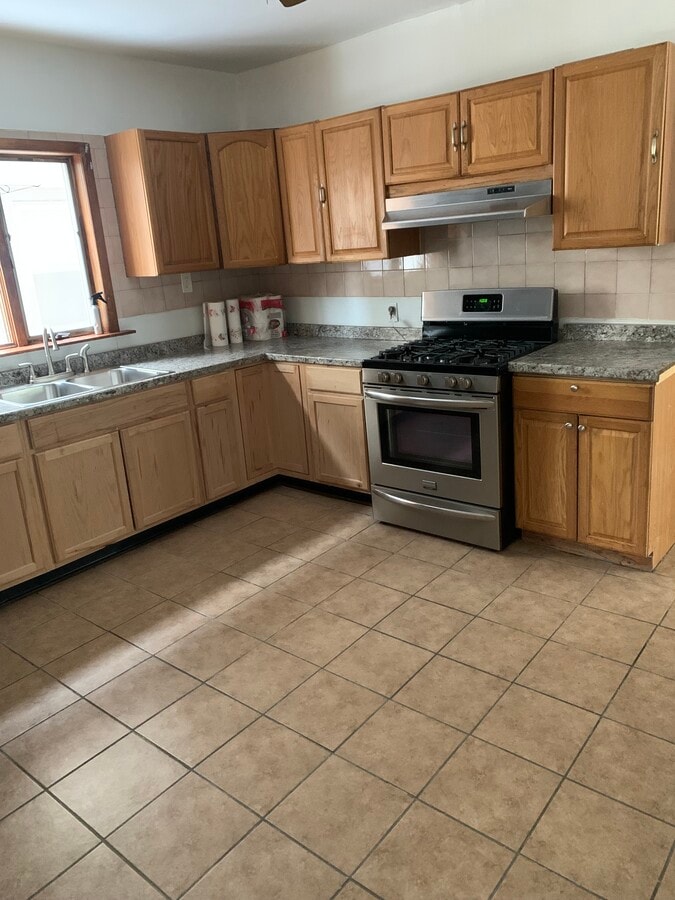 Photo - 39 Mount Vernon Ave Unit Lower