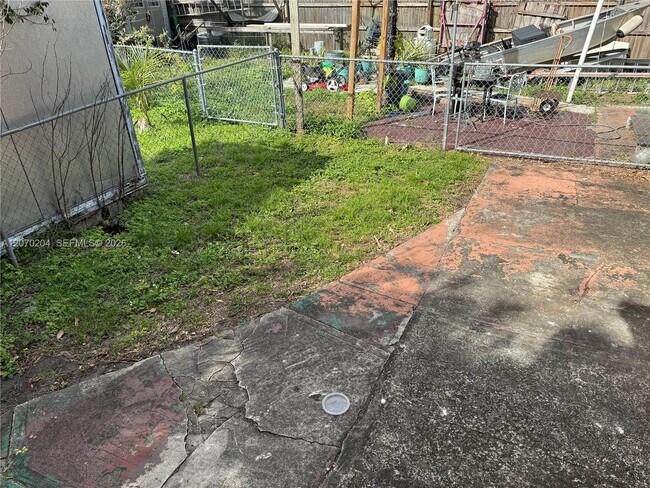 Photo - 1018 N 17th Ct Unidad 2B