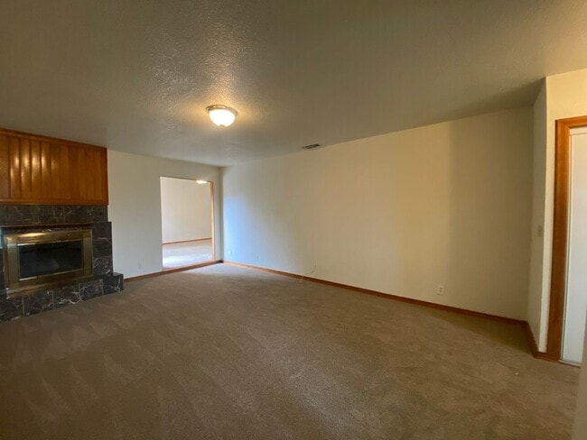 Photo - 6868 Barbara Lee Cir