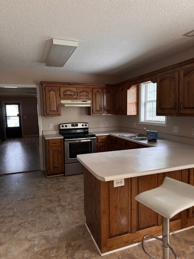 Photo - 315 Cardinal Dr SW