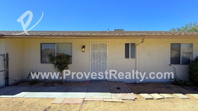 Building Photo - 12780 Redwing Rd Unit B