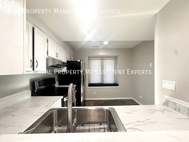 Photo - 2739 Von Thuringer Ct