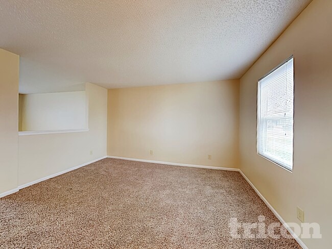 Photo - 7913 States Bend Ln