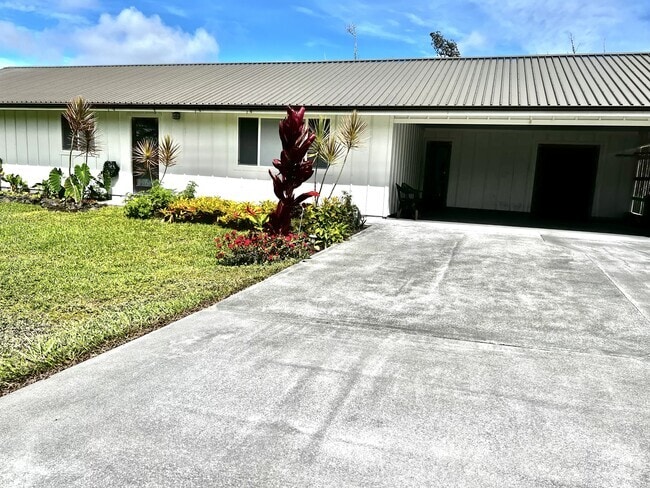 Building Photo - 16-2083-2083 Anthurium Dr Rental