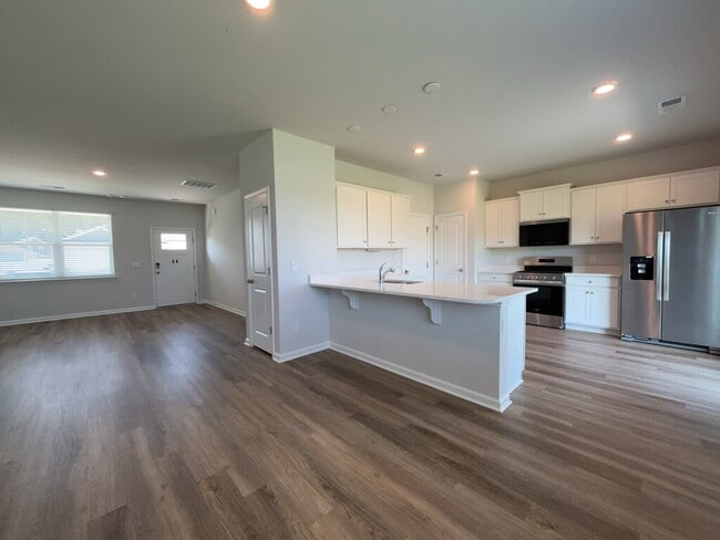 Photo - 306 Salvia St
