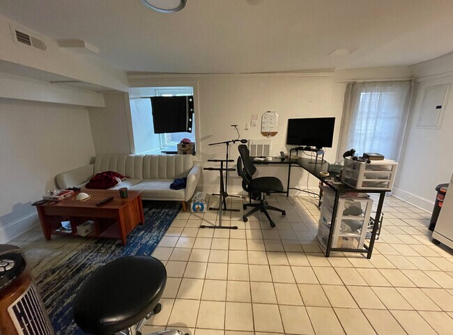 Photo - 775 Parker St Unit 1