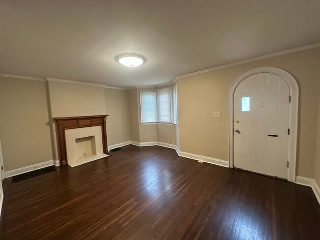 Photo - 1860 Barrington Rd Unidad 1860 Barrington Rd