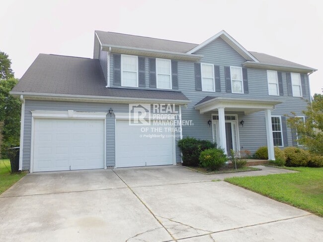 Building Photo - *NW High School* Lovely 4BR/2.5BA Home off...