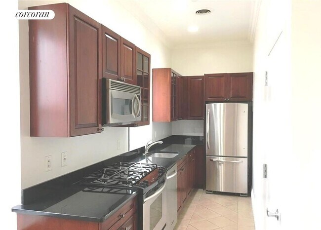 Photo - 125 Church St