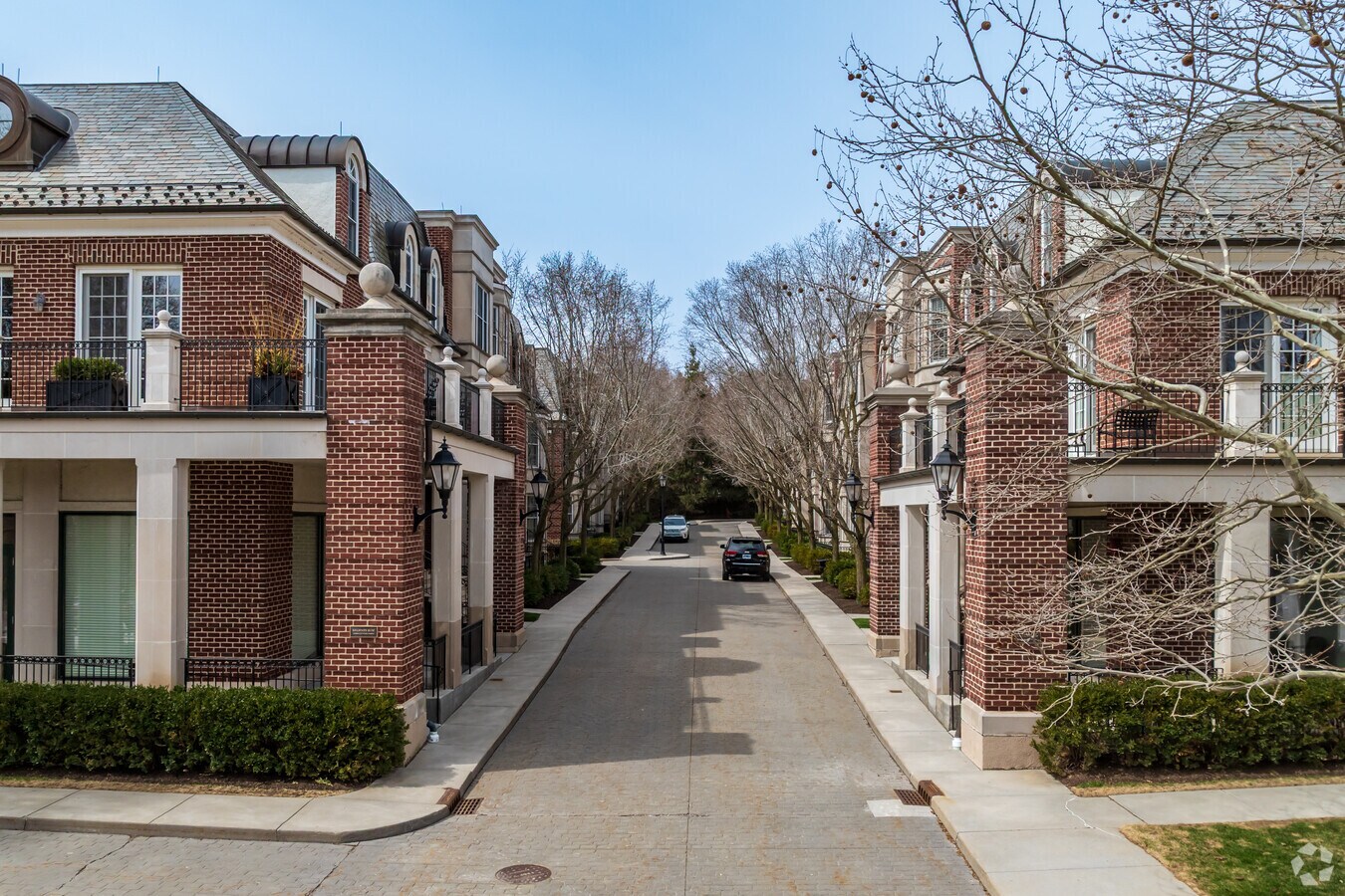 Entrance - Regent's Row Condominiums