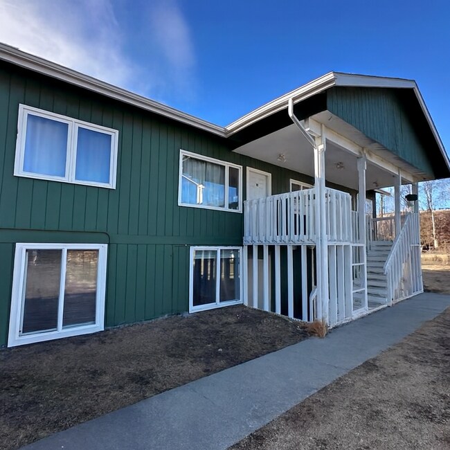 Building Photo - 2 BD, 1 BA Apartment Nestled Back on a Culd-de-Sac Unit 4008 #26