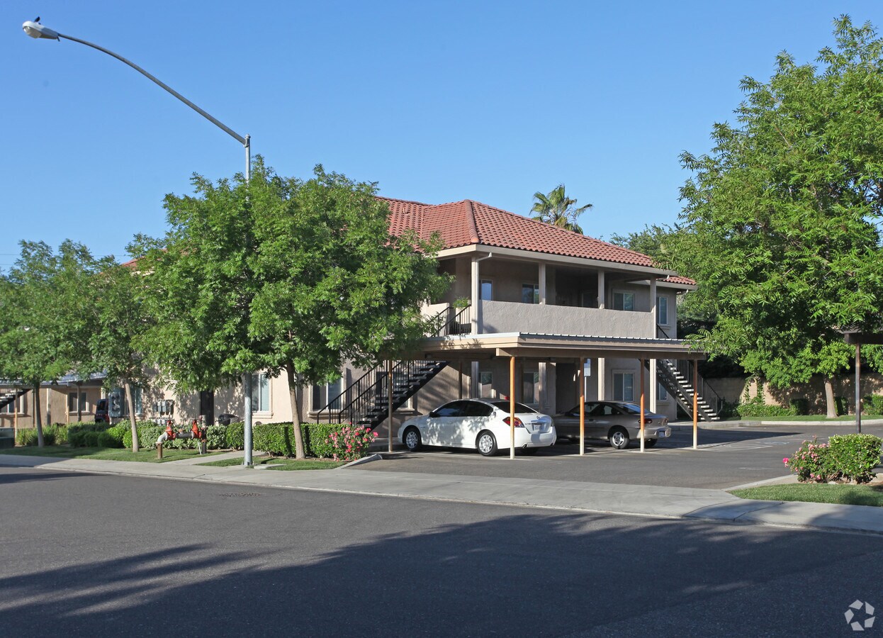 Photo - Paramount Apartments