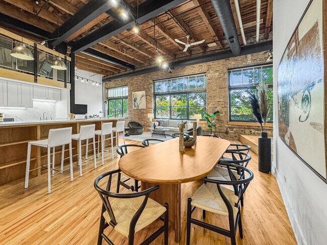 Photo - 407 N Elizabeth St Unit 103