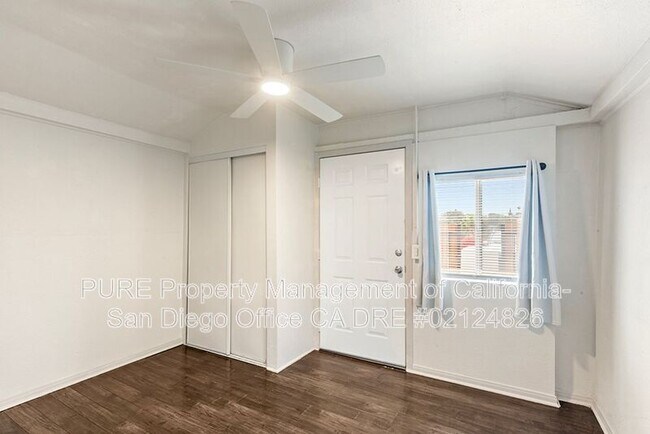 Photo - 3219 1/2 L St