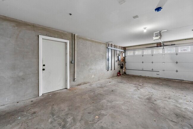 Photo - 2207-2209 Grand Ave