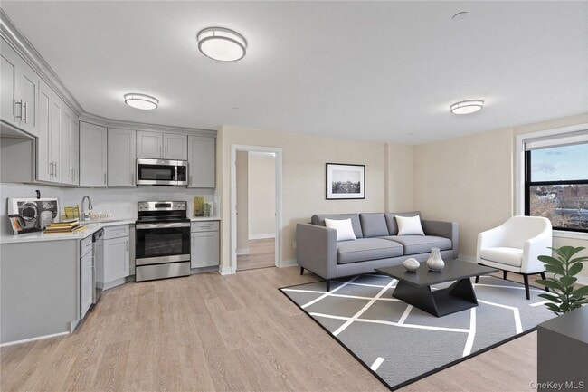 Photo - 135 Wakefield Ave Unit 305