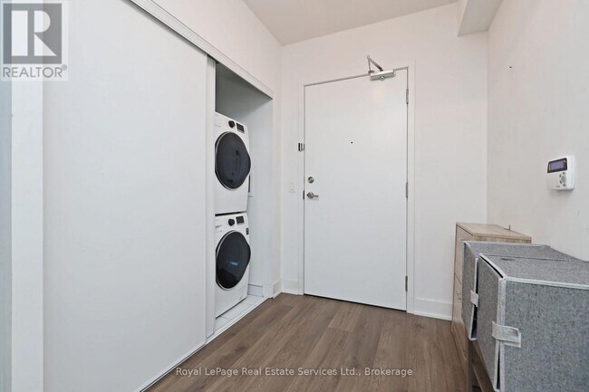 Photo - 99 Broadway Ave Unit 2107