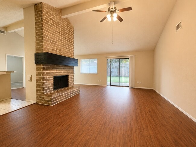 Photo - 21227 Park Mt Dr