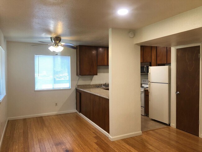 La Vista Apartments