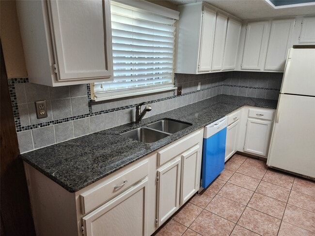 Photo - 7615 Fur Market Dr